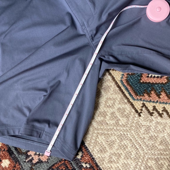 [Rhone] Commuter Short 7" in Iron 28 - Picture 5 of 7